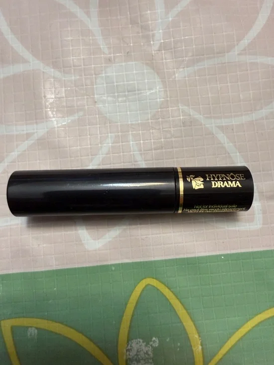 Mascara Samples Set - Picture 8 of 9